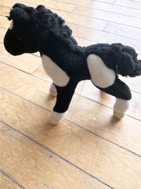 Douglas ‘’Runner’’ Black & White Plush Horse Stuffed Animal Toy Collectible